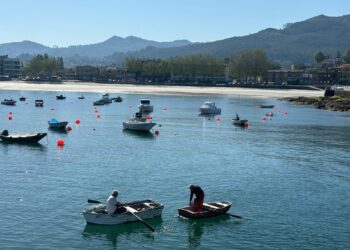 muellle de Canido, dos pescadores