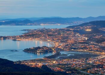 Vigo, la ciudad que «enamora» y que «no solo brilla en Navidad»