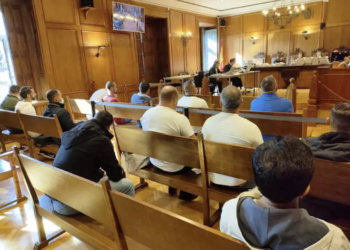 La ‘desaparición’ de dos fardos de cocaína del Karar protagoniza el juicio tras el parón veraniego