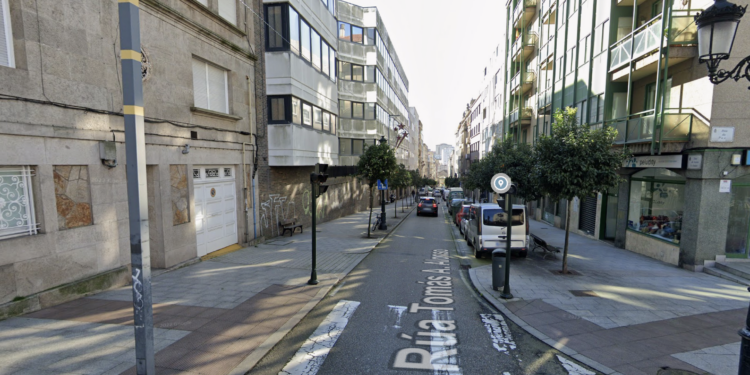 Detenido tras robar en Vigo un coche en el que estaban una mujer y sus dos hijos
