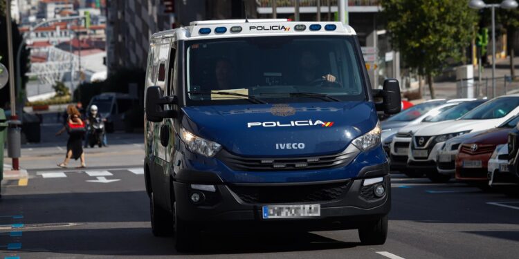 Prisión provisional para el hombre que roció con gasolina y prendió fuego a su expareja en Vigo