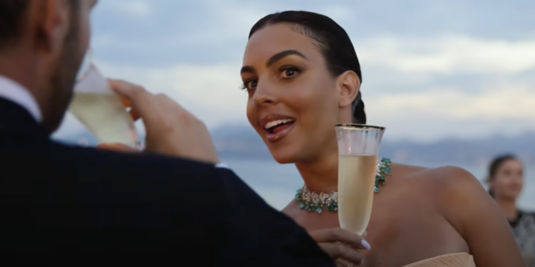 Georgina, embajadora (a coste cero) de la Navidad de Vigo