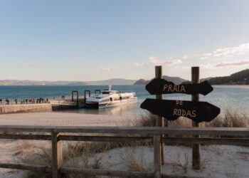 Las islas Cíes cuelgan el cartel de completo (también) en temporada baja
