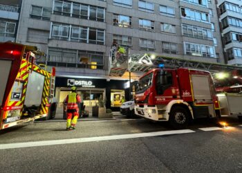 Amplio operativo de los bomberos para un rescate en Vigo