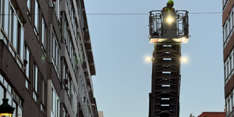 Amplio operativo de los bomberos para un rescate en Vigo