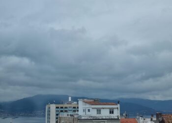 Alerta naranja en las Rías Baixas por la borrasca Aitor