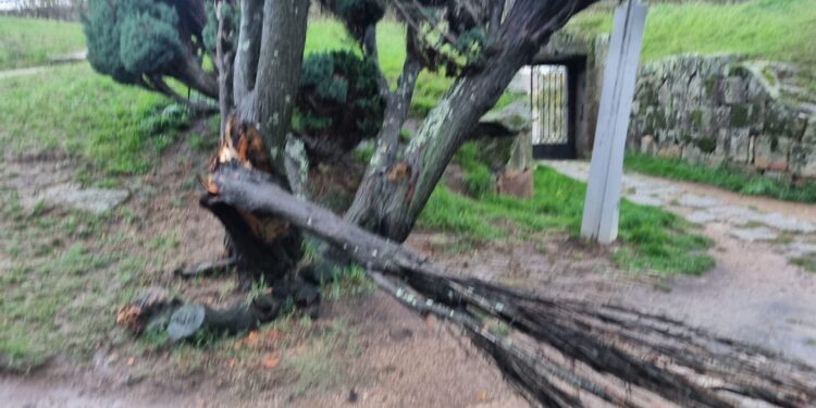 Vigo, la más afectada por el paso de la borrasca Aitor