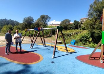 O Porriño renueva sus parques infantiles para el disfrute de los más pequeños