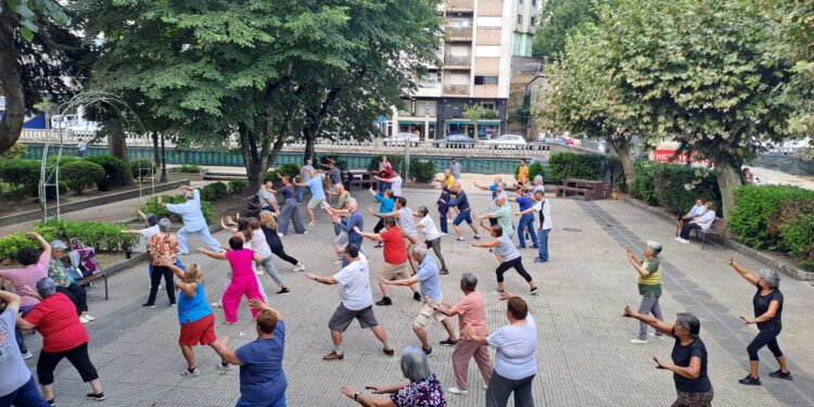 Redondela fomenta la salud y el bienestar con cursos gratuitos de Tai Chi