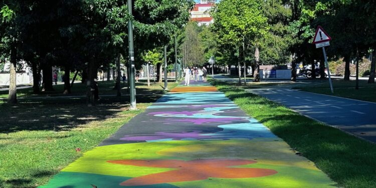 Una alfombra de color en Coia
