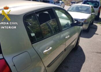 Dos detenidos por robar en varios vehículos en las playas de Moaña