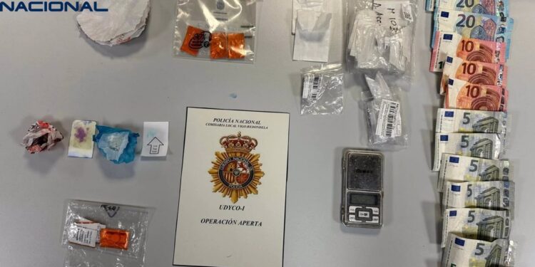 Detenido por vender droga en el entorno de su casa