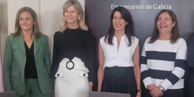 María Borrás se alza con la presidencia del Círculo