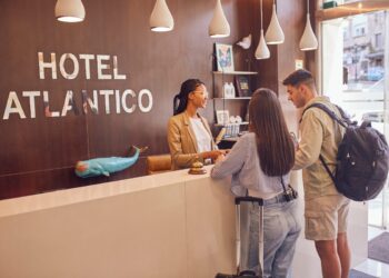 Hotel Atlántico renueva su imagen en una apuesta por un público joven e internacional