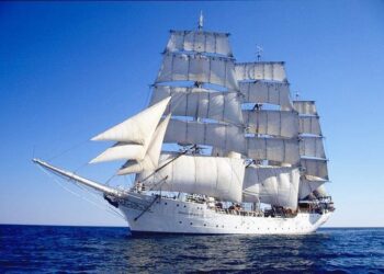 El puerto de Vigo, inesperado refugio de una de las joyas de la navegación mundial