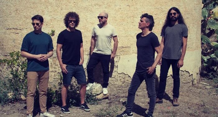 Vigo se llena de música con Mr.Cobol y ARiYLosMagrittes