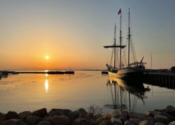 Un mítico velero-escuela escoge Vigo como escala en su travesía transoceánica