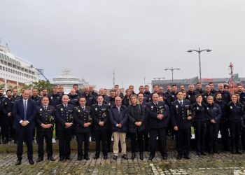 El Puerto de Vigo acoge un curso de seguridad para mandos de la Policía Nacional