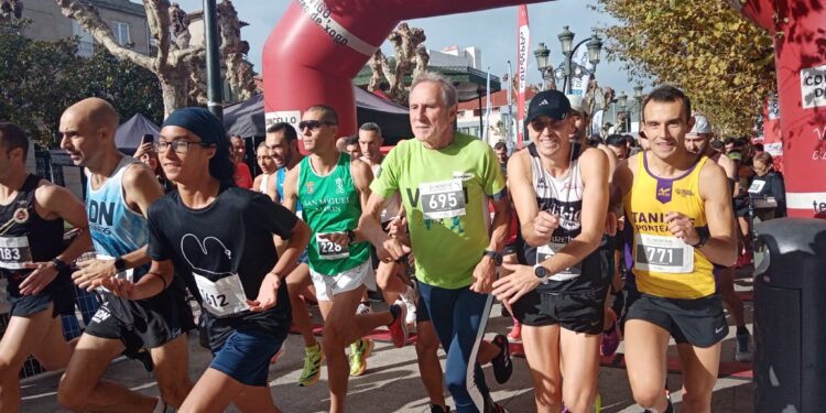 Sprint final para la última gran carrera solidaria de octubre en Vigo