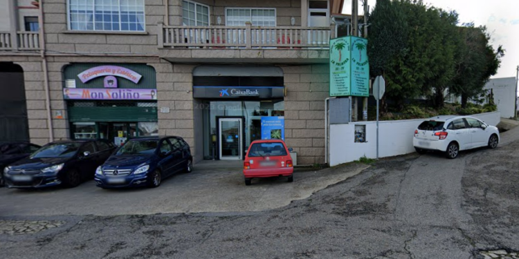 Atraca un banco en Vigo y se lleva 600 euros