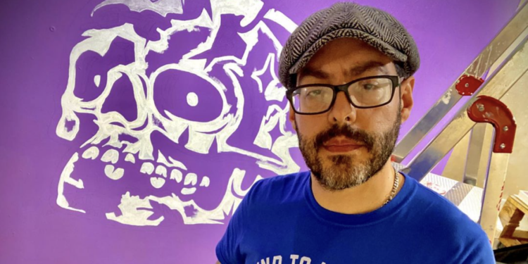 Llega a Vigo procedente de México la «Calavera Milagrosa» de «Peltre»