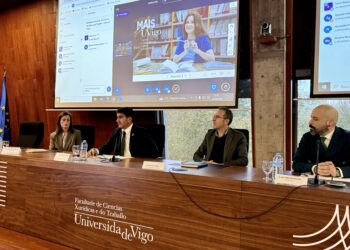 «Es una discusión artificial. Se va a hacer el AVE Vigo-Oporto», asegura el Gobierno