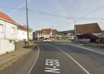 Cuatro heridos tras un accidente múltiple en Redondela