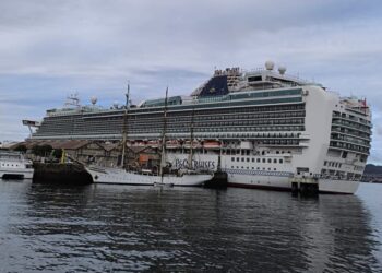 Majestuoso… y solidario tesoro flotante