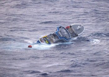 Un fallo en una compuerta del ‘Argos Georgia’, inicio de la tragedia