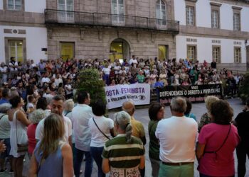 La joven quemada por su expareja despierta tras un mes en coma