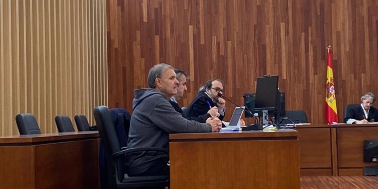 La Audiencia ve «riesgo de fuga» y prorroga la prisión para el asesino de la calle Zamora