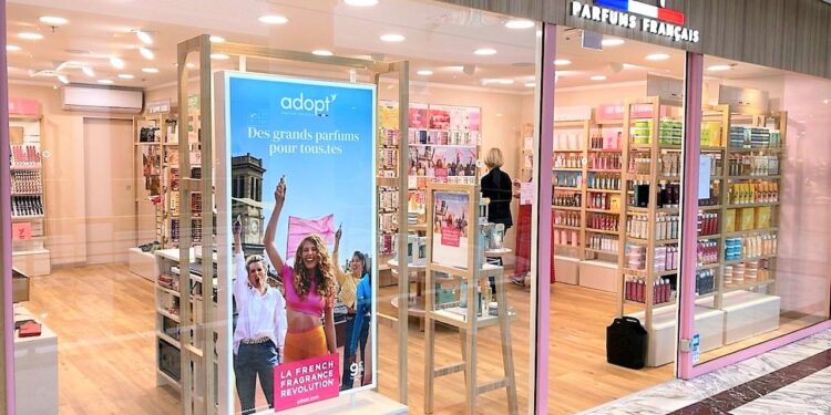 La firma francesa Adopt elige Vigo para su primera tienda en Galicia