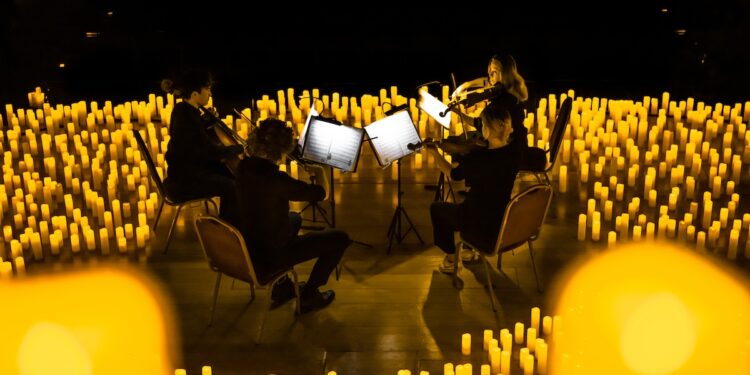 Original iniciativa en la Navidad de Vigo: villancicos a la luz de miles de velas