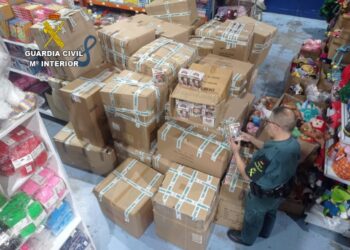 Descubierto en Mos un almacén con miles de «Funkos» falsificados