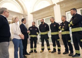 Bomberos en Valencia: «Al llegar allí nos dimos cuenta de que era una zona de guerra»