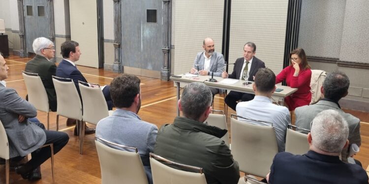 El PXOM se aprobará este año, garantiza Caballero