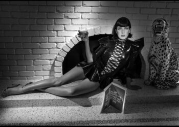 Desire, el dúo synth-pop que nos hipnotizó en Drive, llega a Vigo