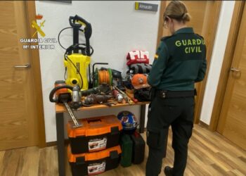 Detenidos dos jóvenes por perpetrar siete robos en dos meses