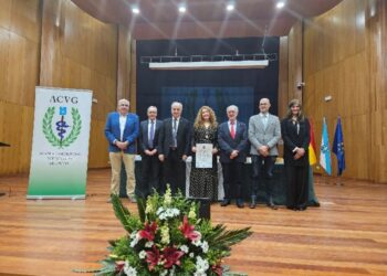 Esther Ordóñez ingresa en la Academia de Ciencias Veterinarias