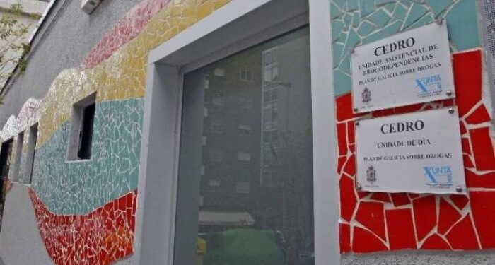 Vigo prorroga dos meses el centro CEDRO mientras Caballero critica la inacción de la Xunta