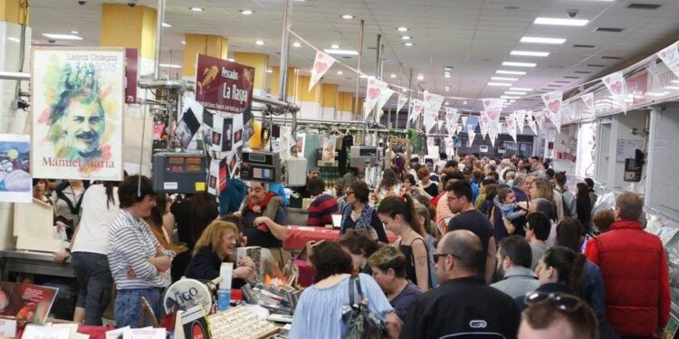 El Mercado do Calvario se llena de arte por Navidad