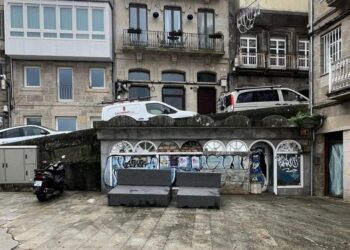 Se pone fin a un local abandonado del Paseo de Alfonso