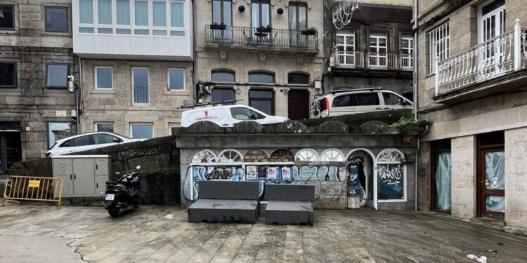 Se pone fin a un local abandonado del Paseo de Alfonso