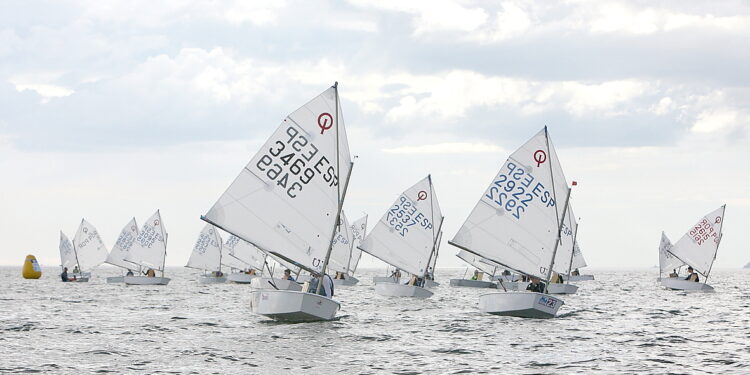 Eolo solo permite una regata de la flota en el Meeting Internacional Ciudad de Vigo