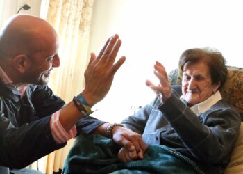 A avoa do Porriño, Bienvenida Lorenzo, cumple anos