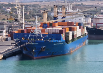 Encuentran droga en un buque mercante atracado en el puerto de Vigo
