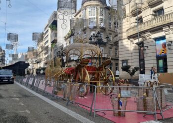 Se pone en marcha una creativa campaña para denunciar los «excesos» de la Navidad viguesa