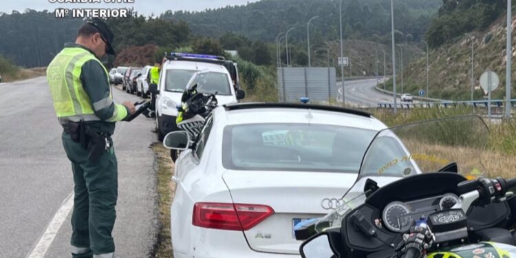 Interceptado un vehículo a 182 km/h por un tramo limitado a 90