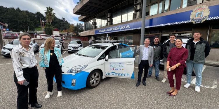 El coche que «percibe, asume, aprende y transmite de forma automática» lleva nombre de mujer: ‘Carlota’