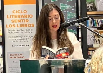 Andrea López presenta «El chico de la última parada» en Vigo